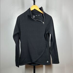 Reebok Black Long Sleeve Pullover